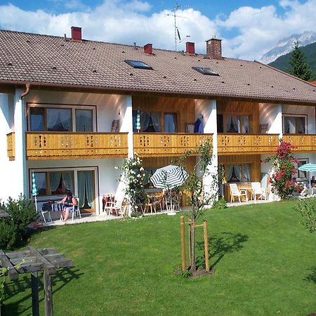 Ferienapartmenthaus Hubertushof Mittenwald Kültér fotó