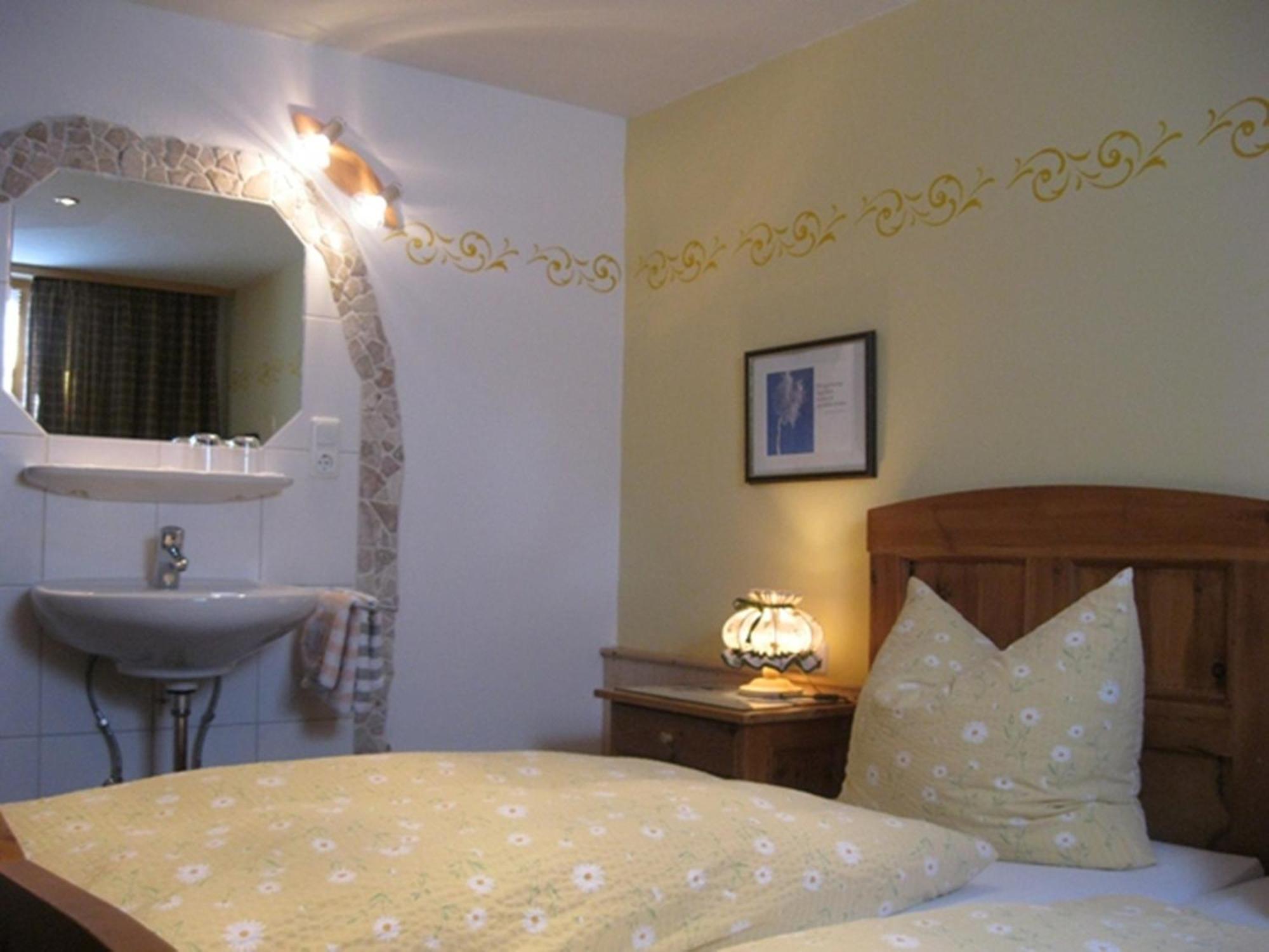 Ferienapartmenthaus Hubertushof Mittenwald Kültér fotó