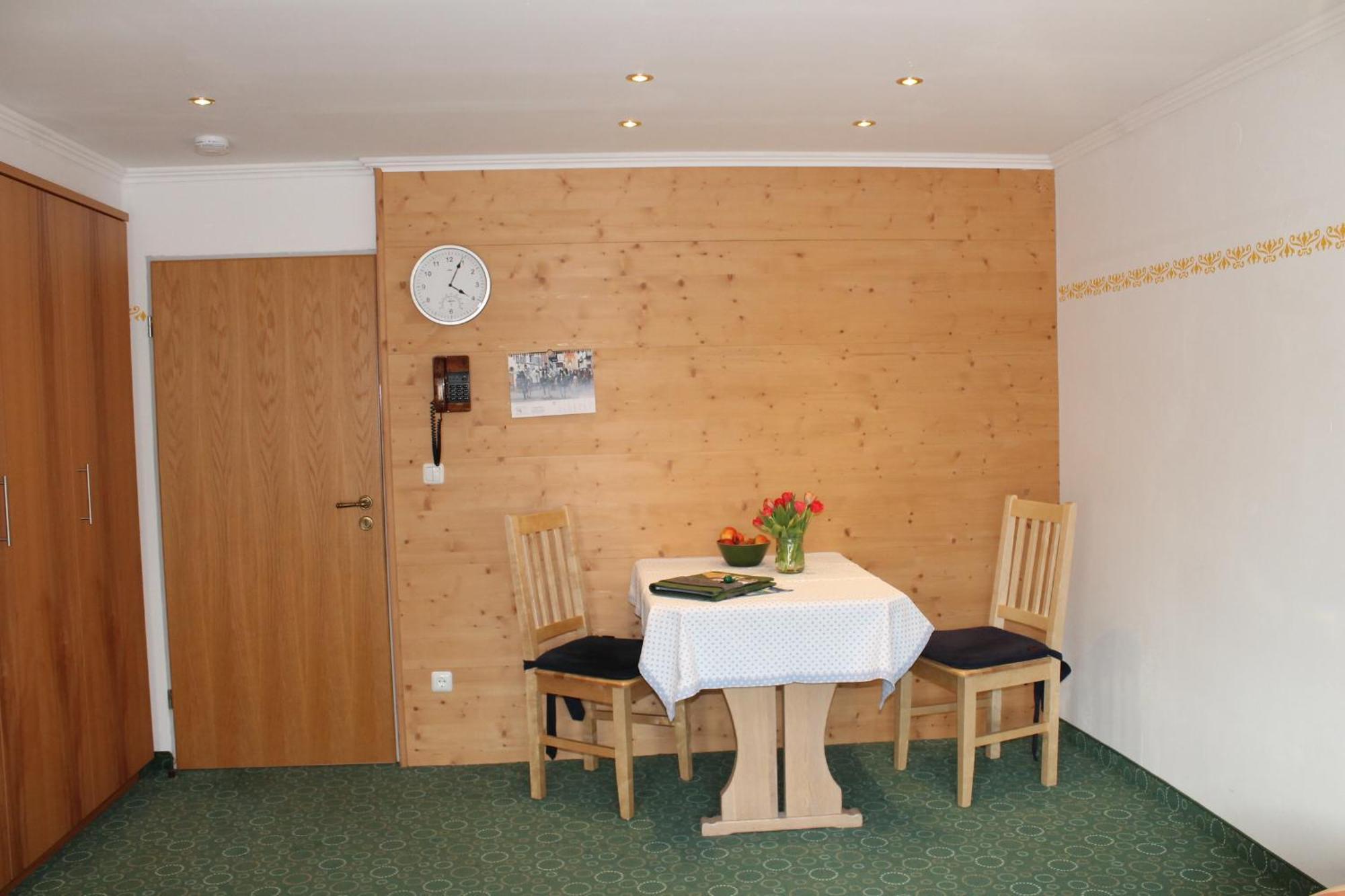 Ferienapartmenthaus Hubertushof Mittenwald Kültér fotó