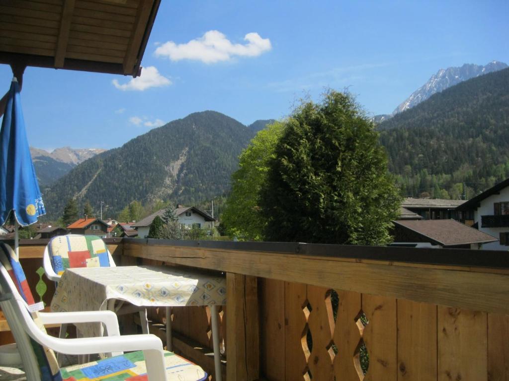 Ferienapartmenthaus Hubertushof Mittenwald Szoba fotó
